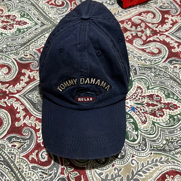 TOMMY Bahama Men's Perfect Relax  Red Ball Cap main image 1